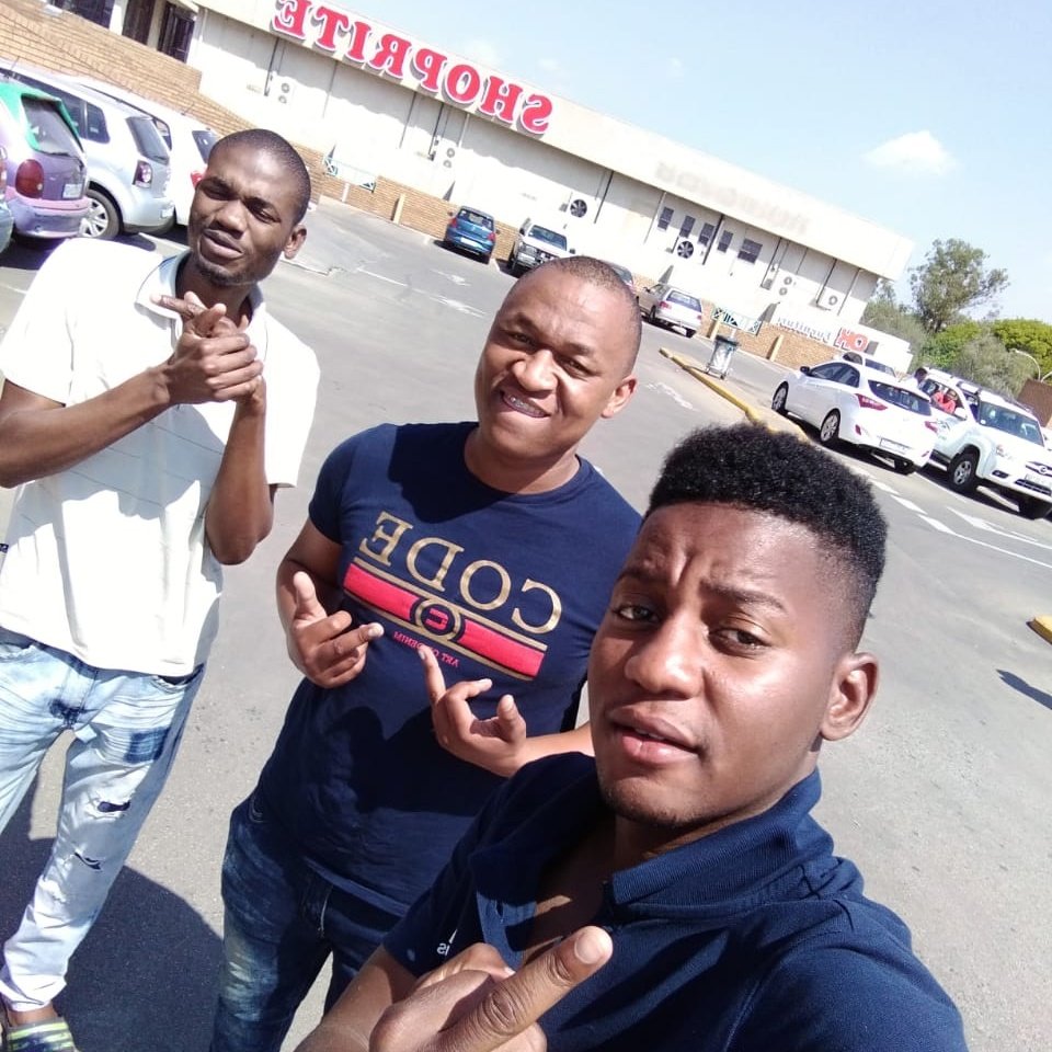 MusaRikhotso3's tweet photo. #NewProfilePic https://t.co/KdYdcM6yZk