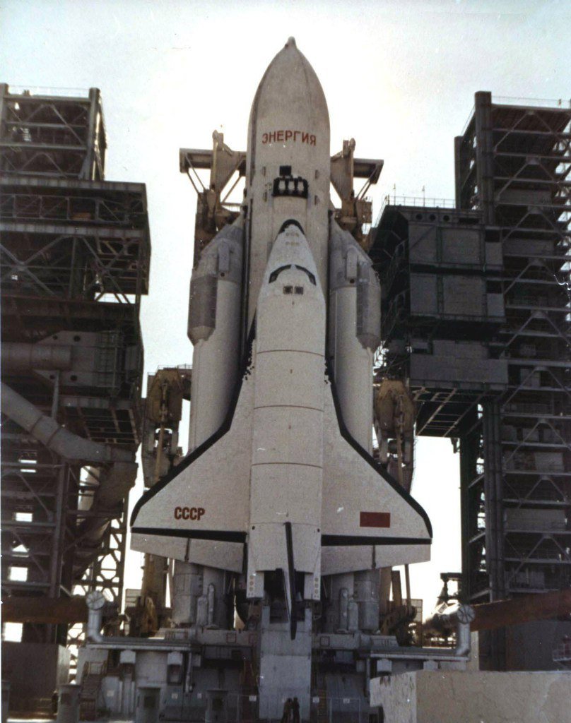 Буран космический корабль почему закрыли проект