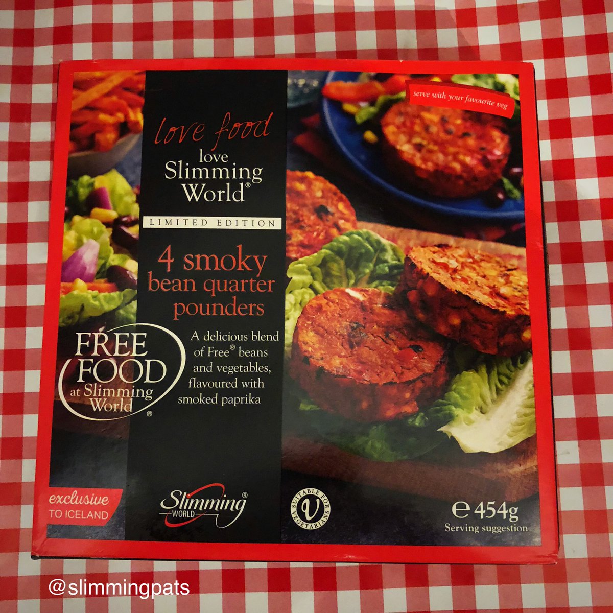 slimmingpats1's tweet photo. #swfrozen bean burger topped with #crucials spicy tomato chutney Cajun & veg beans using #jdseasonings Cajun spice & #actufry #chips #slimmingworld #slimmingworldfriends #diet #weightlossjourney @jdseasonings @TefalUK @CrucialSauce ❤️ https://t.co/K0BDJyTeQu