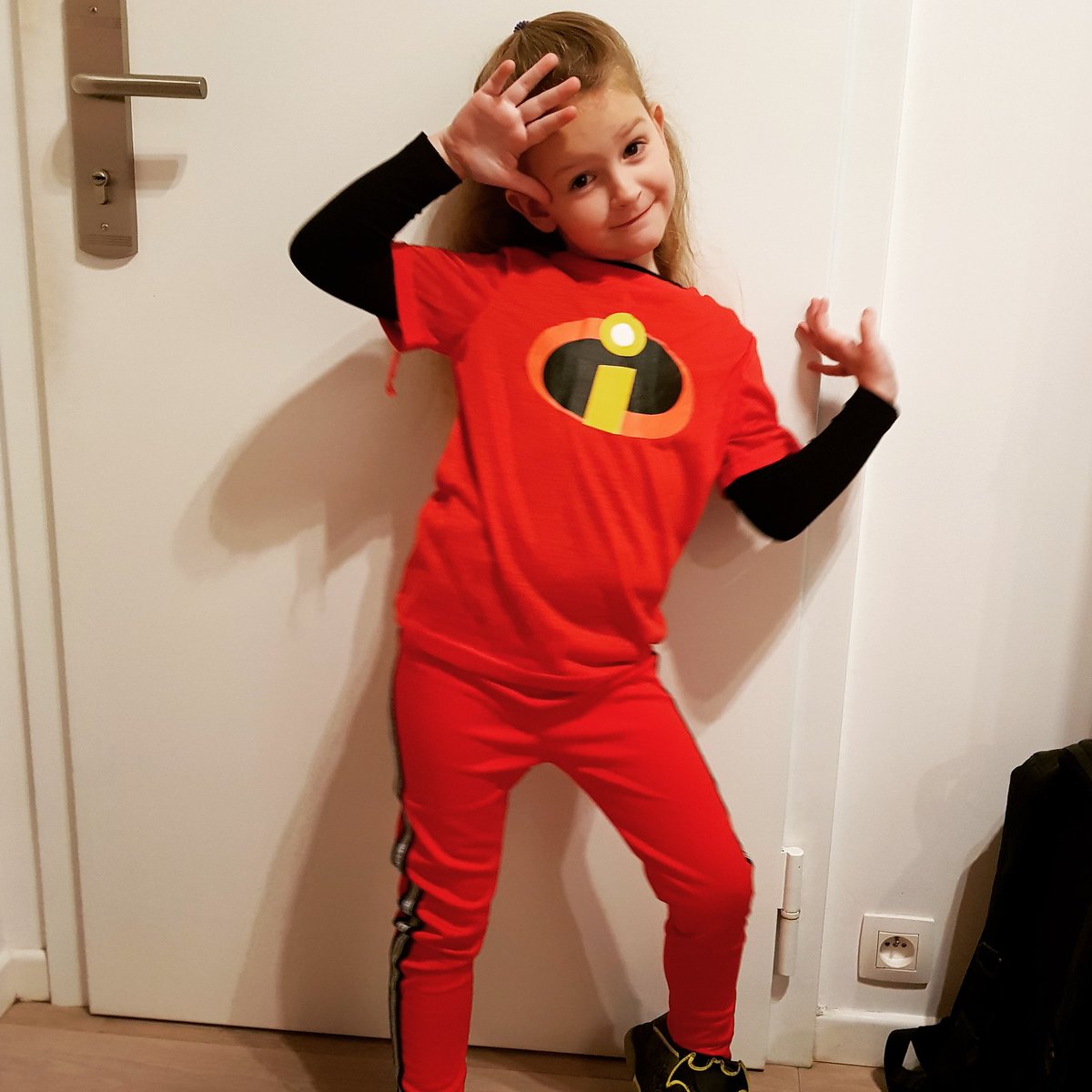 CoupleofPixels's tweet photo. Liara en mode casual cosplay des Indestructibles pour l'école
#lesindestructibles #casualcosplay #futuregeekette #futuregameuse https://t.co/smpEvRnfFD