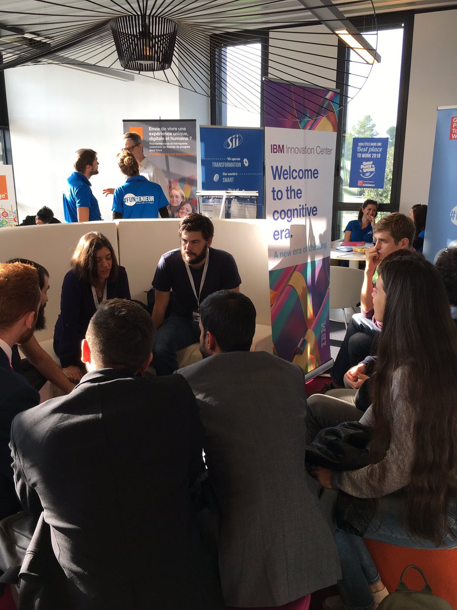 lmenache06's tweet image. @LaureenGinier @NicolasSarroche @SebastienGregoire au Forum #SophiaTech !!!! Ça bouge ça bouge chez @IBM_France !