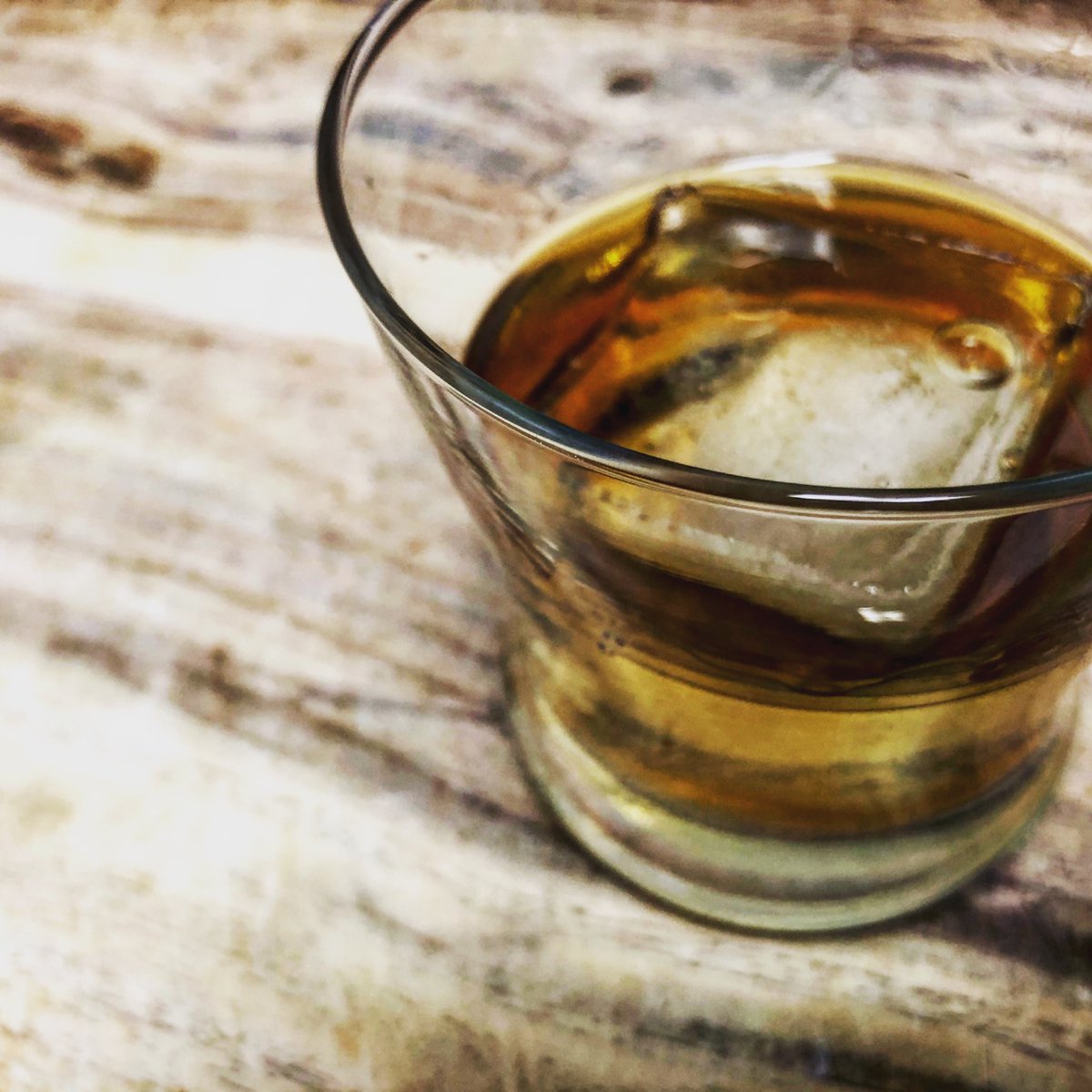 CaMeteorologist's tweet photo. #BottledInBond https://t.co/Y9nsZh27kf