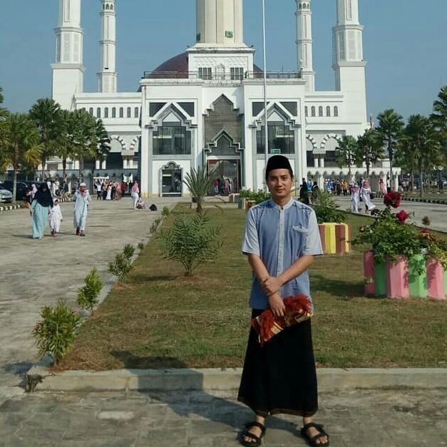 Masrukhin's tweet photo. #FotoProfilBaru https://t.co/JcQQpvsxB2