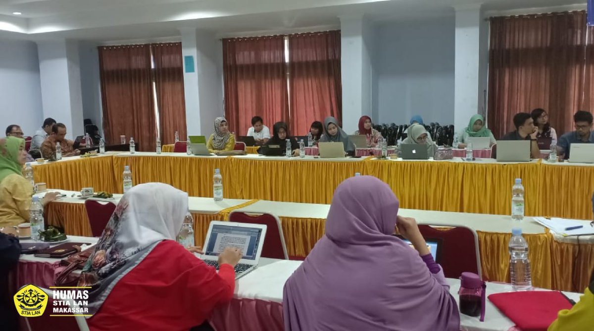HumasSTIALANMks's tweet photo. Kegiatan Workshop Pengelolaan Jurnal yang dibawakan oleh Ilham Bachtiar, Editor in Chief dari Journal of Educational Science and Technology (OJS UNM) yang sedang berlangsung hari ini, 15 November 2018. Kegiatan ini diikuti oleh Tim Pengelola Jurnal dan segenap dosen STIA LAN Mks. https://t.co/YVTHY12yYs