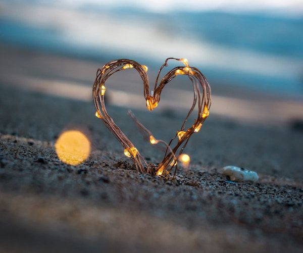 iMarlysJohnson's tweet photo. How did you fall in love? #CancerAdventures #RenewRepurpose 
https://t.co/wx01kDKfE2 https://t.co/BXVBnELdVP