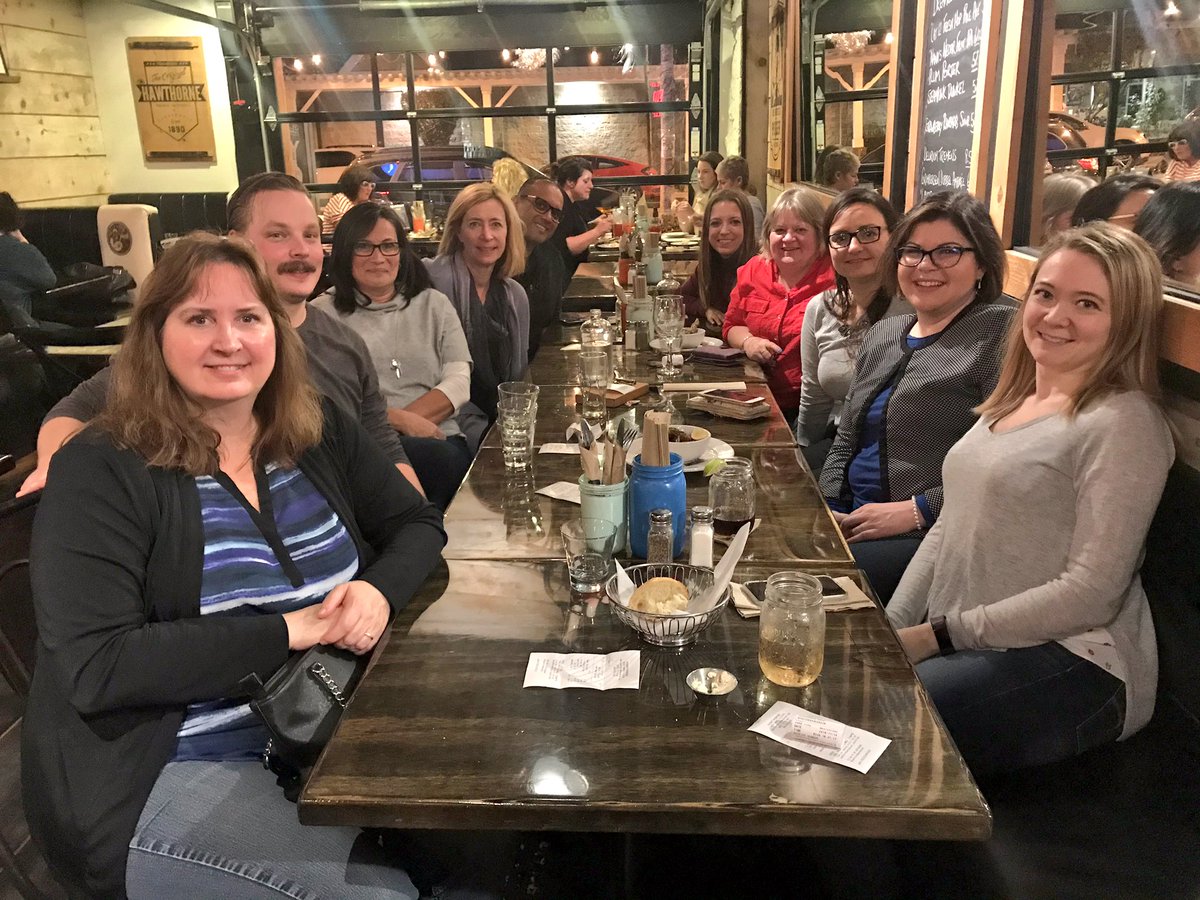 Had a great day of planning our success for the new year! It only seemed fitting to go out and celebrate. Here’s to the start of a great year! #SSFVisthebest  #bmo <a href="/pat_dejong/">Pat Dejong</a> <a href="/ArvNij/">Arv Nij</a> <a href="/stacey_hollands/">Stacey Hollands</a> @CharissaKeech <a href="/l_bezzubiak/">Lana Bezzubiak</a> <a href="/KatHopeBerd/">Katherine Berdusco</a> @Lisasale7 <a href="/_munro88/">TM</a> <a href="/debdasilva11/">Debbie DaSilva</a>