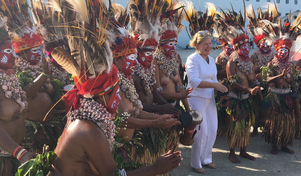 Carnival Australia Chairman @pacificann1231 Ann Sherry meets cultural group from Western Islands Province after arriving in #PortMoresby for #APEC2018.
