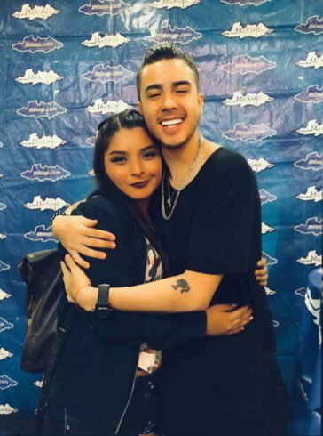 lizbeth39779436's tweet photo. Jamas imagine que alguien me enseñaría que la vida es tan bonita... No hay nada mejor en él mundo que Mario Bautista 👑💕 @mariobautista_ https://t.co/Sbz7BOSAVV