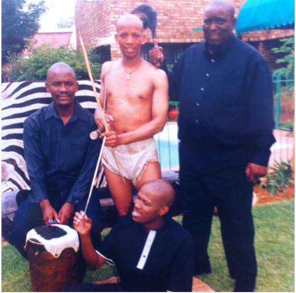 motswedingfm's tweet photo. #ThrowBackLabone le @motaungb @GModimo Cebo Clement Manyaapelo & @JdsolM https://t.co/WfrVJK0mhd
