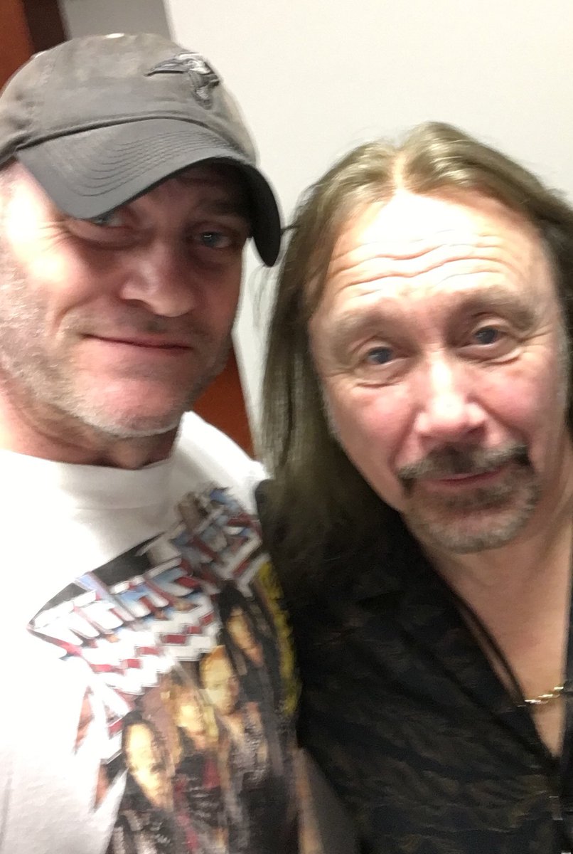 lumpfish7's tweet photo. With Sir Ian Hill...Bass Extraordinaire...Wilkes-Barre PA 3/13/18....after the opening night of the FIREPOWER tour @judaspriest @RichieFaulkner @thejayneandrews @mr_scotttravis #judaspriest #FIREPOWER #50yearsofPriest https://t.co/SwrY7AzPne