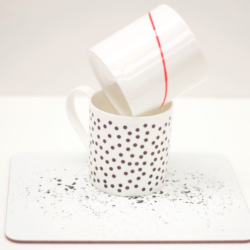 Are you feeling Dotty today or Diagonal? I often choose a mug in the morning depending on how i'm feeling. Diagonal is clean and focused, Dotty is a bit all over the place &amp; confused - the Coffee in the mug is what sorts me out though!
#bonechinamug
#contemporarymug

#RAW