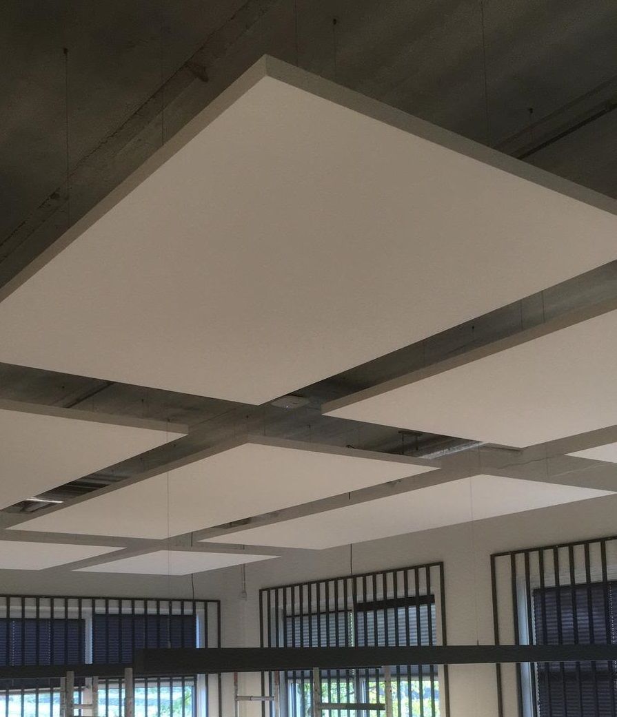 EcophonNL's tweet photo. De eerste #Ecophon Solo's  3000x1200 mm zijn geïnstalleerd.
#Akoestiek in XL formaat!
Vakkundige montage door @EissinkHengelo https://t.co/Kc1EkaqXe6