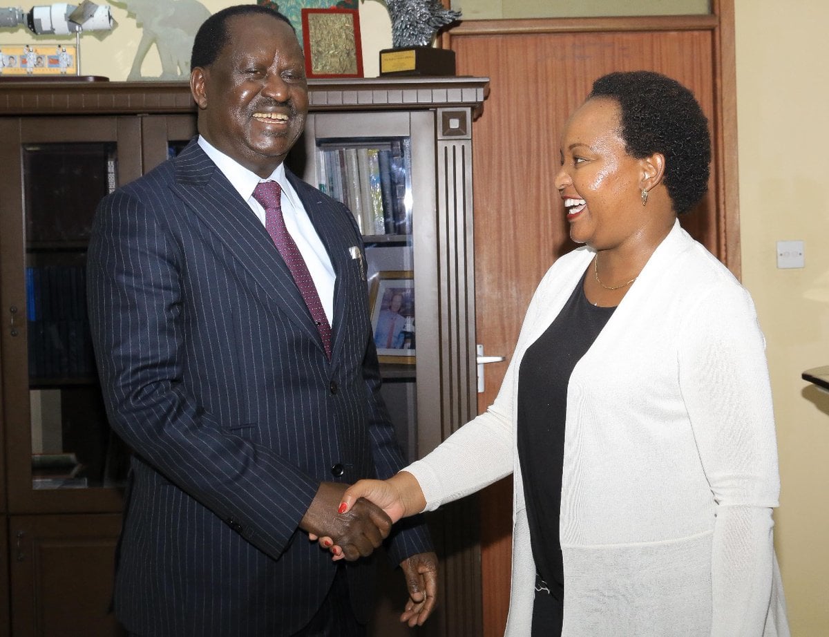 Sokolako's tweet photo. Miguna Miguna pours cold water on Raila-Waiguru reconciliation
https://t.co/M2cOFBy7LD https://t.co/Hh9f5LDGrO