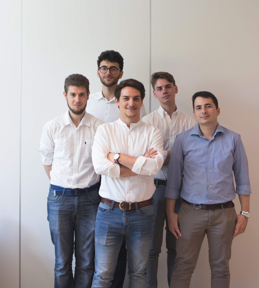 campluslife's tweet photo. Influency srl è diventata realtà! Dal percorso formativo del Contest Business Creativity, tre giovani studenti hanno saputo sfruttare un'occasione e trarne, non solo un bel progetto, ma un possibile futuro. #Congratulazioni #successiCamplus #Campluslife #team https://t.co/FNwgxZrjzc