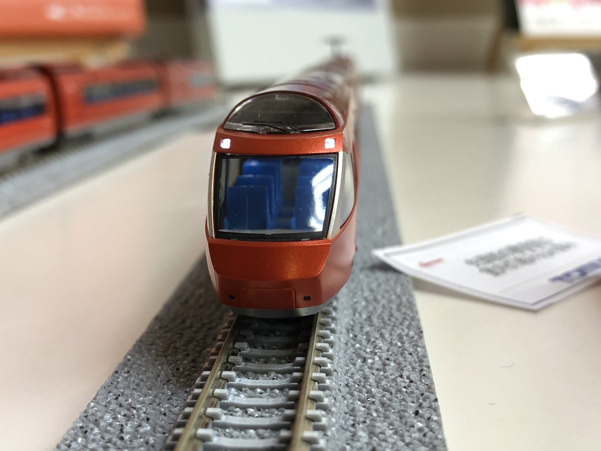 rc_awaza's tweet photo. トミーテック商品説明会レポート19

小田急ロマンスカー70000形GSE 第1編成セット②

特徴的なヘッドライト、テールライトも再現されています。 https://t.co/yYdz5rtgJe