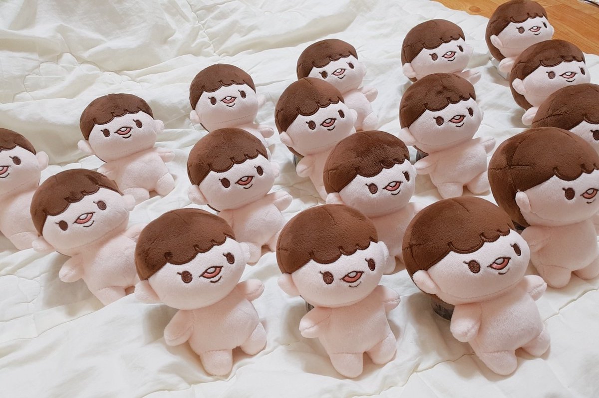 pear56BH's tweet photo. 뚜둥....!!!!
작은 불량들로 저에게 온 아이들이에요(,,•́ω ก̀,,)
차녀리 생일 기념으로 이벤트 할 예정임미당
불량부분은 제가 고쳐서 보내드릴거에요>< https://t.co/Pf8NDTmJIt