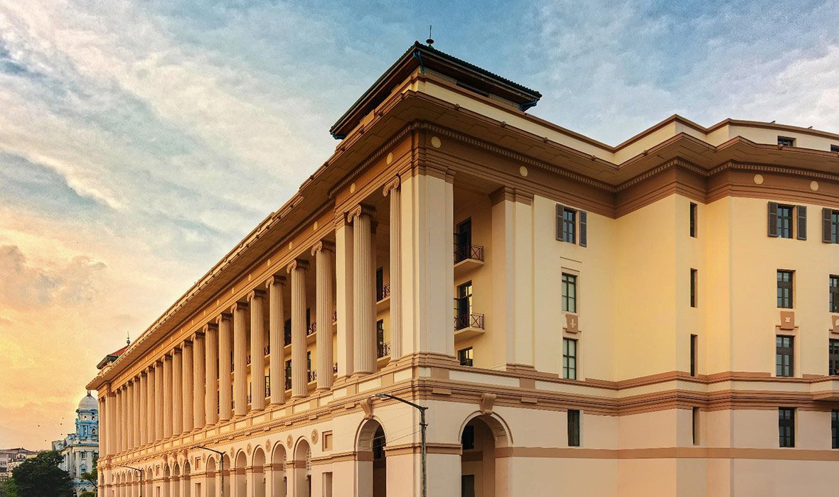 ASIADMCGroup's tweet photo. Rosewood Hotels & Resorts has announced plans to open its sixth Asian property, #Rosewood Yangon in Myanmar this winter.
Read more: https://t.co/TpywJA4PQs
#ASIADMC #Myanmar #Newhotel #Destinationupdates #Travelnews https://t.co/X2LkdhUFzV