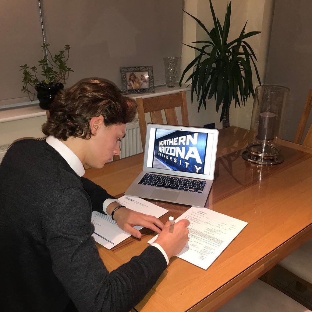 PaulGroves15's tweet photo. CONGRATS TO ALEX GROVES @alexgroves01 WHO HAS SIGNED TO NAU FOR FALL 2019 New Hall School #ESSEXTENNIS #uscollegetennis #USA #NCAA https://t.co/42kceLnNLm