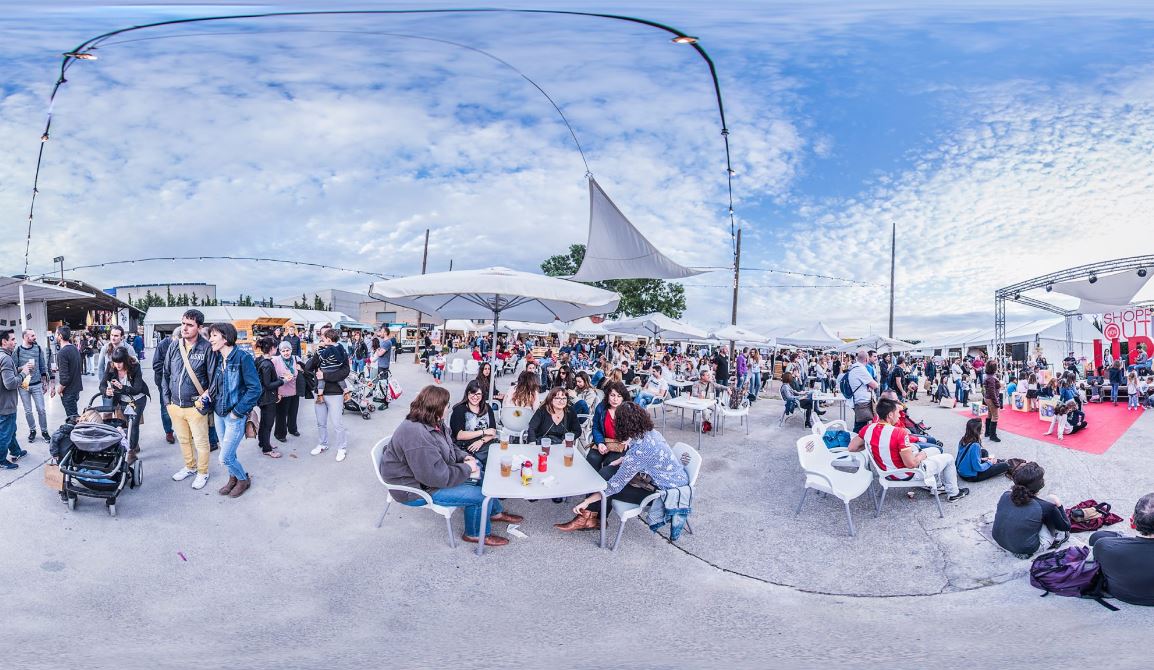 turisme_gi's tweet photo. Avui comença la nova edició del @ShoppOutGirona🛍️! Situat al Polígon industrial Mas Xirgu de #Girona, en aquest street market hi trobareu més de 30 primeres marques de moda amb descomptes de fins el 70% ! ➡️https://t.co/rW8zFUTUQD
📌Del 15 al 18 de novembre
#shoppout https://t.co/48ISKe61aJ