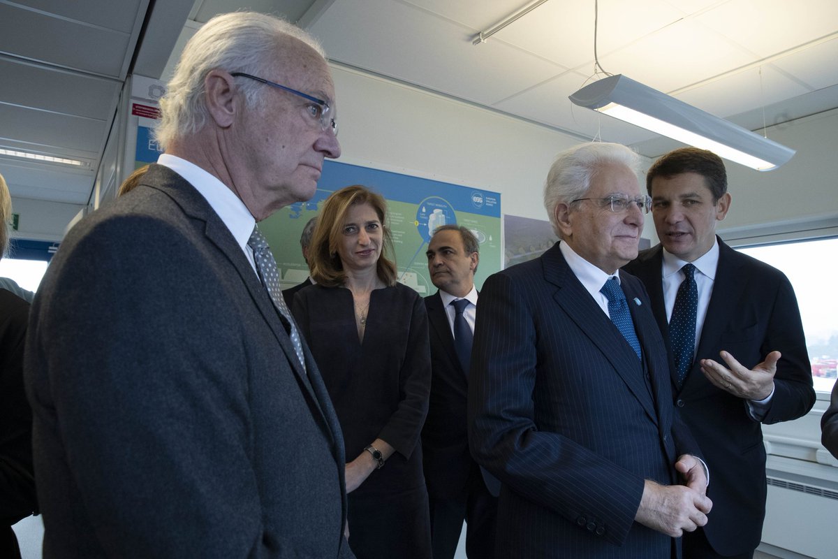 Quirinale's tweet photo. #Lund: il Presidente #Mattarella visita l’#EuropeanSpallationSource durante la Visita di Stato in #Svezia 🇸🇪 https://t.co/d7neKxHfNx