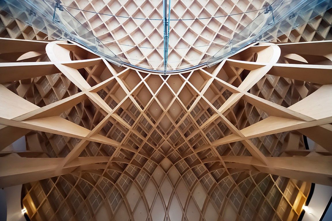 Pasquill_UK's tweet photo. “Mass timber” products such as glued laminated timber and cross-laminated timber are being used for increasingly large structures. They offer environmental and cost benefits — and they don’t burn like ordinary wood https://t.co/vt0mKJs8d4 #timberinspiration #architecture https://t.co/aYekHBuWuk