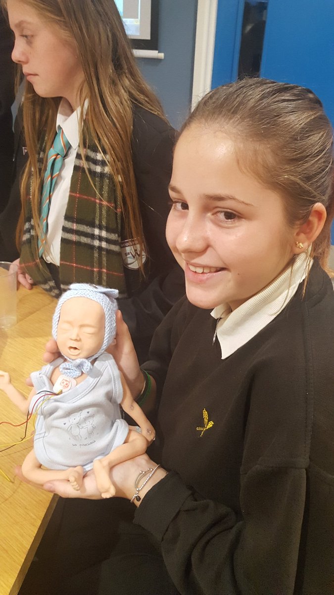 JillDurrant2's tweet photo. The students from Dorothy Stringer and Robert Woodward academy in Lancing attended the second session of the Skills Club yesterday evening. BUSH neonatal staff delivered a interaction  session on caring premature babies.kate Vine from SCFT deliver a session on community nursing https://t.co/htg7lzMxNt