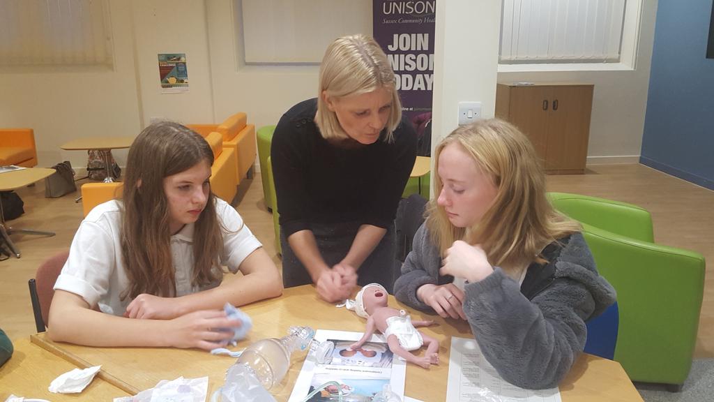 JillDurrant2's tweet photo. The students from Dorothy Stringer and Robert Woodward academy in Lancing attended the second session of the Skills Club yesterday evening. BUSH neonatal staff delivered a interaction  session on caring premature babies.kate Vine from SCFT deliver a session on community nursing https://t.co/htg7lzMxNt