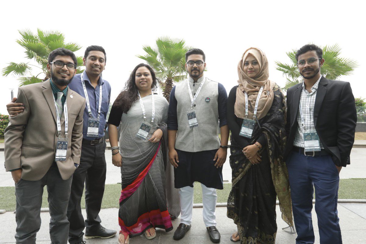 UNESCO_MGIEP's tweet photo. These 5 fantastic teachers came all the way from Bangladesh to witness transformation in education for humanity at #TECH2018.
We are pleased to have them at this #edtech conference.
#HumansOfTECH https://t.co/ZjDfnP3fYN