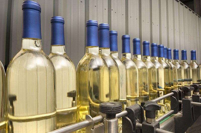 El valor del vino español supera los 3.00 euros.
Desde el #OeMv se ha realizado un informe en el que se analiza la evolución de las importaciones mundiales de vino español en el último año.

Conoce toda la información en 👉 bit.ly/2zTdy8n 

#Enolovers