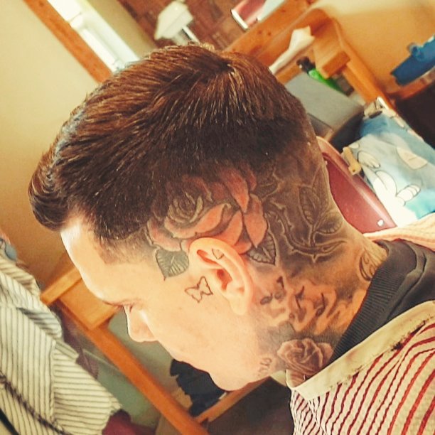 DazBroomhead10's tweet photo. Can't beat a fresh fade π @Tattooed_World @amazingtattoos0 @TattooSociety13 #FreshThursday https://t.co/Bc9kw7pVW0