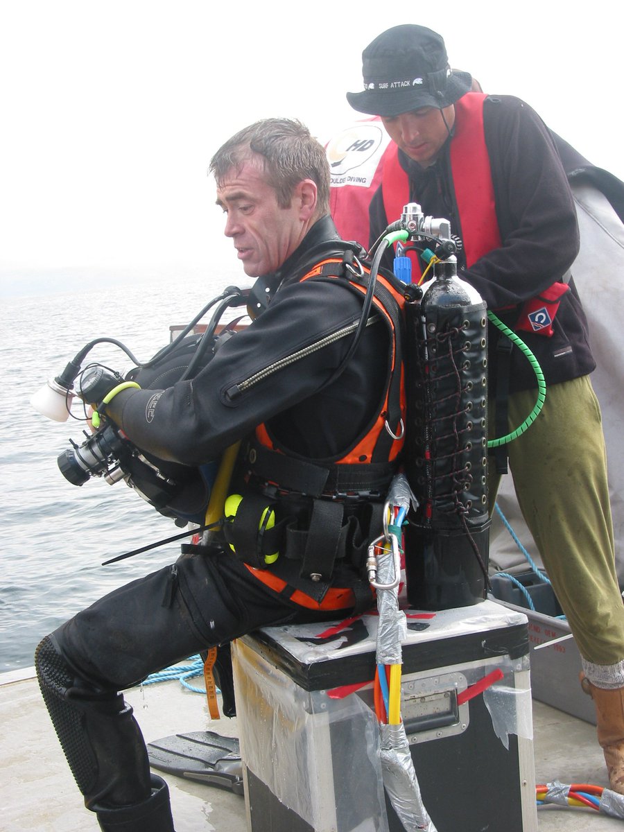 wessexarch's tweet photo. #ThrowbackThursday in 2004 we were commissioned by @cadwwales to investigate the Tal-y- Bont #protectedwreck in Cardigan Bay. The 18th C wreck site has marble blocks, #cannon and #anchor.
#PWA45 #TBT #shipwreck @DCMS #survey #maritimearchaeology #marine #archaeology #photomosaic https://t.co/zI0qRMcOmf
