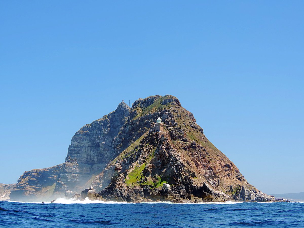 Agetaways1's tweet photo. Eine Bootstour zum Cape Point - das schönste Kap der Welt 🌊🚤🐳🐧 https://t.co/EZDIMwZ4Hl https://t.co/eRSvrExt1s