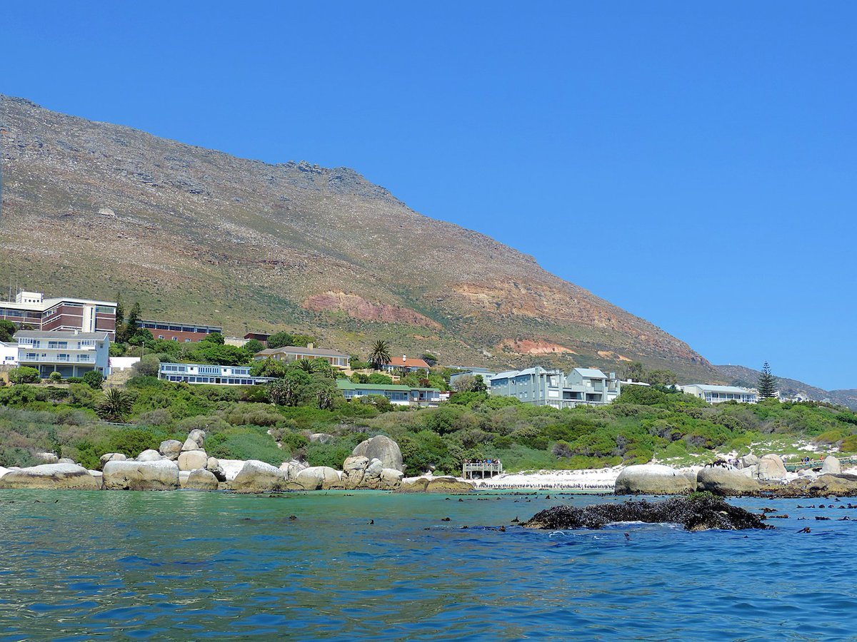 Agetaways1's tweet photo. Eine Bootstour zum Cape Point - das schönste Kap der Welt 🌊🚤🐳🐧 https://t.co/EZDIMwZ4Hl https://t.co/eRSvrExt1s