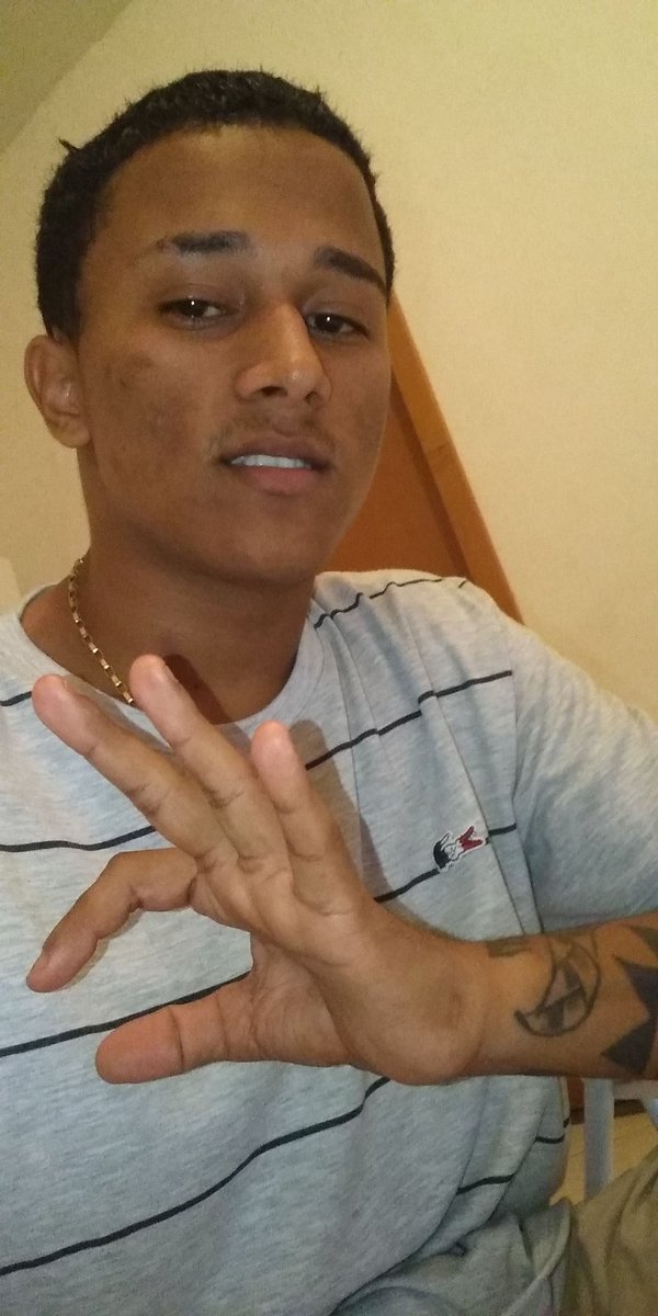 Bator37829317's tweet photo. Isso aqui não e meu plano isso aqui e destino https://t.co/s5HKs1nimh
