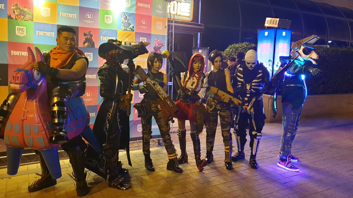 we say all guests welcome and we hope you enjoy all the party gstar2018 gstar fortnite epicgames fortnitecosplay cosplay cosis - g star event fortnite