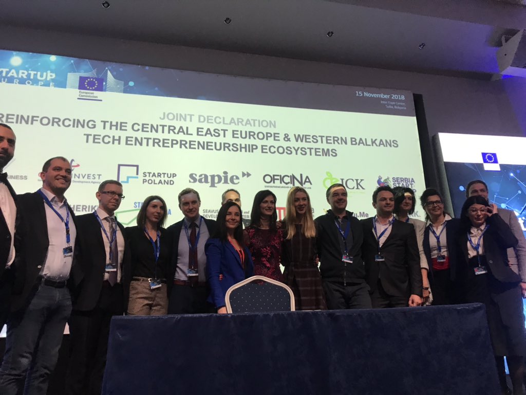 Wow! Declaration to reinforce CEE and Western Balkans #startups #ecosystems signed by representatives #bulgaria #hungary #croatia #czech #poland #romania #solvakia #slovenia #albania #bosniaandherzegovina #kosovo #montenegro #serbia #FYROM with <a href="/GabrielMariya/">Mariya Gabriel</a> supporting!! #SES18