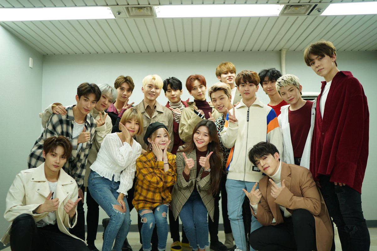 pictura16's tweet photo. 너무 착하고 멋있는 #seventeen #세븐틴
인터뷰 잘해주셔서 감사합니다 #waYoo
https://t.co/QB4HxVCEsd https://t.co/sQnFPC1swg