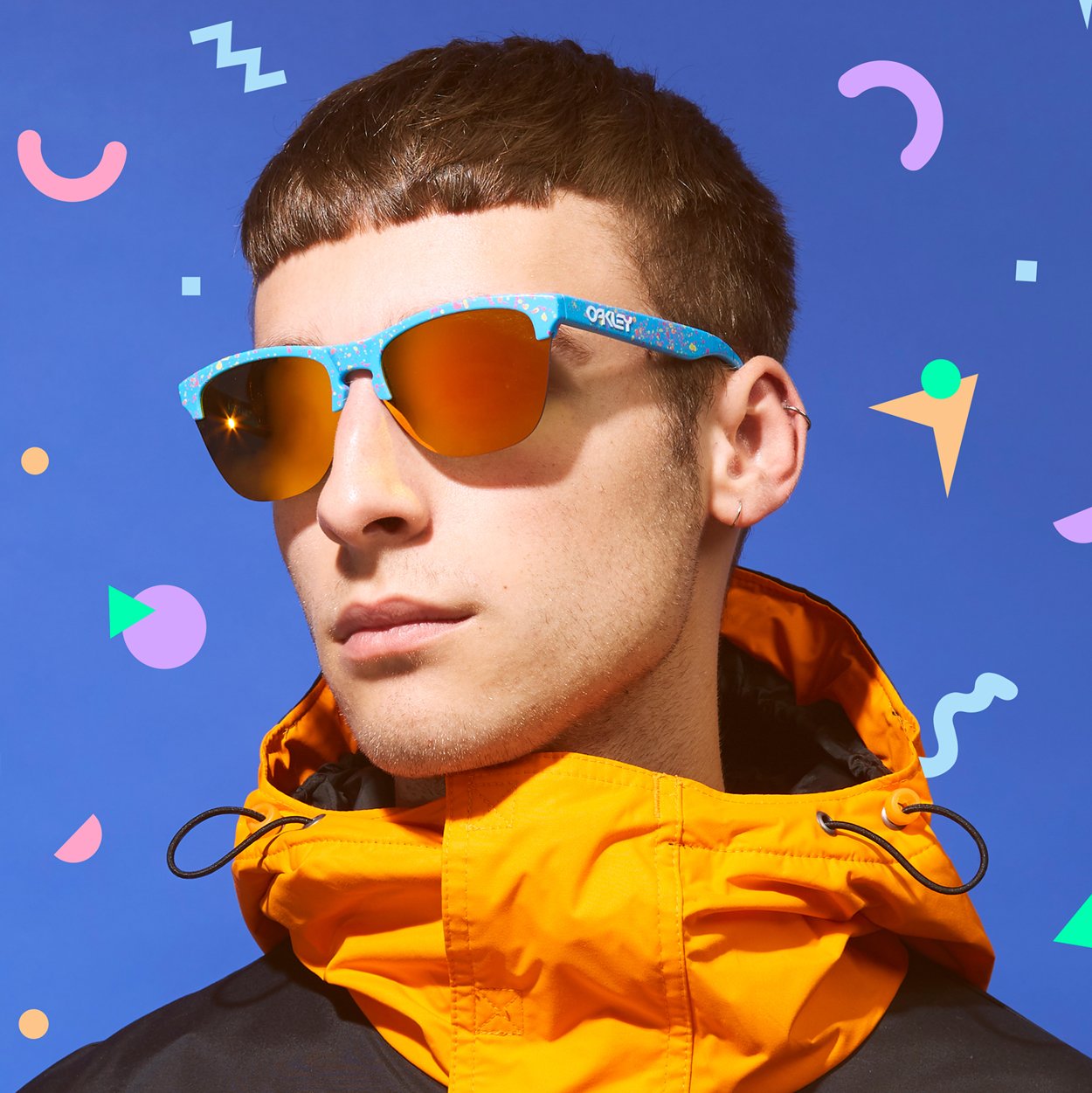 size? on X: "Decorated with colourful paint splatters, these @Oakley  Frogskins Lite sunglasses are a signature staple from the brand. Sporting a  semi-rimless design, the pair's lenses feature Oakley's HDO technology for
