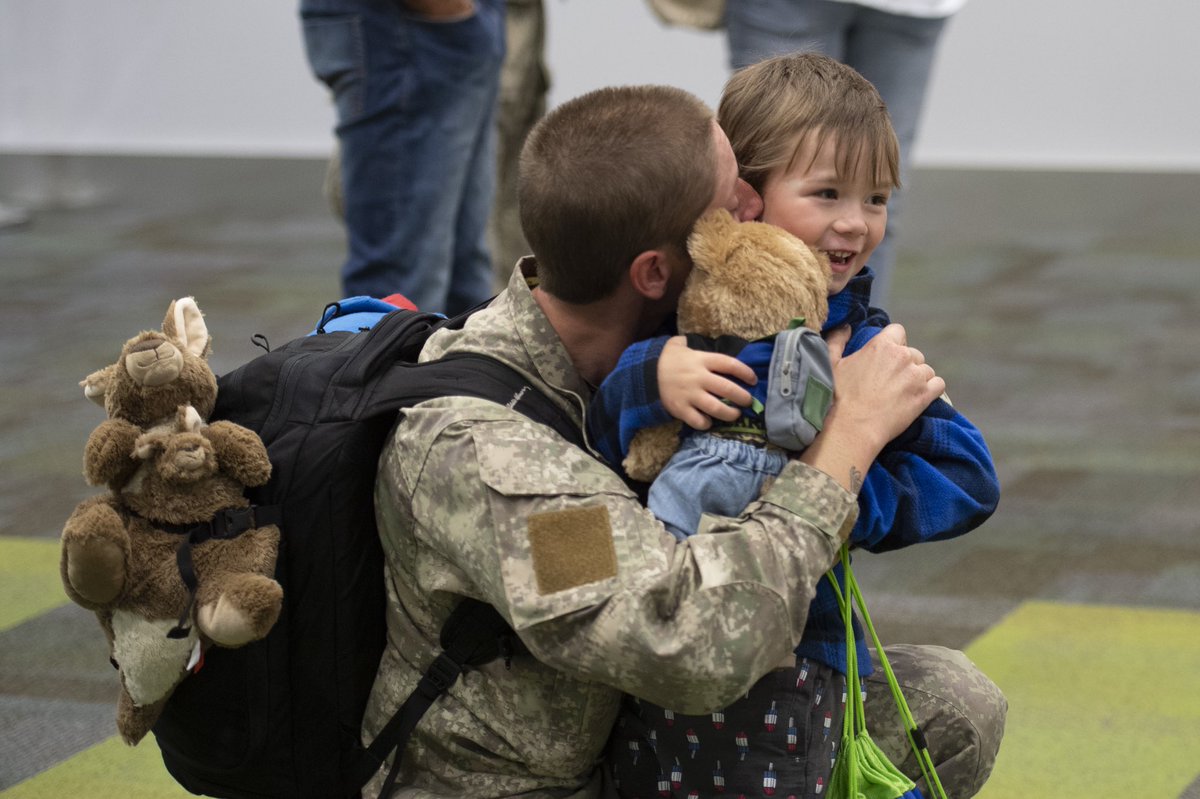 CDF_NZ's tweet photo. Welcome back to our people who have returned home from deployments helping train 4,500 Iraqi Security Forces personnel &amp; served as peacekeepers in the Sinai Peninsula. Thank you all for a job well done. I am sure you'll be eager to take some time out with your whānau. #Force4Good https://t.co/8zSd7qNXce