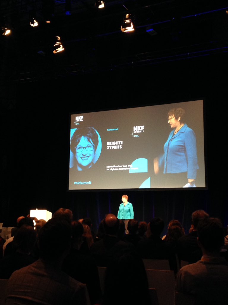 Keynote von <a href="/brigittezypries/">brigitte zypries</a> auf dem @NkfSummit mit Appell zu #Diversity in Tech Teams. Schön dabei zu sein!#nkfsummit