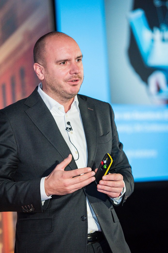 DLLgroup's tweet photo. Today at Leasing Life Conference &amp; Awards 2018, Bas van Asseldonk, EVP of Europe at #DLLgroup, will present a case study on the life cycle approach. #LL2018 #LeasingLife https://t.co/N5RtJlNtGn