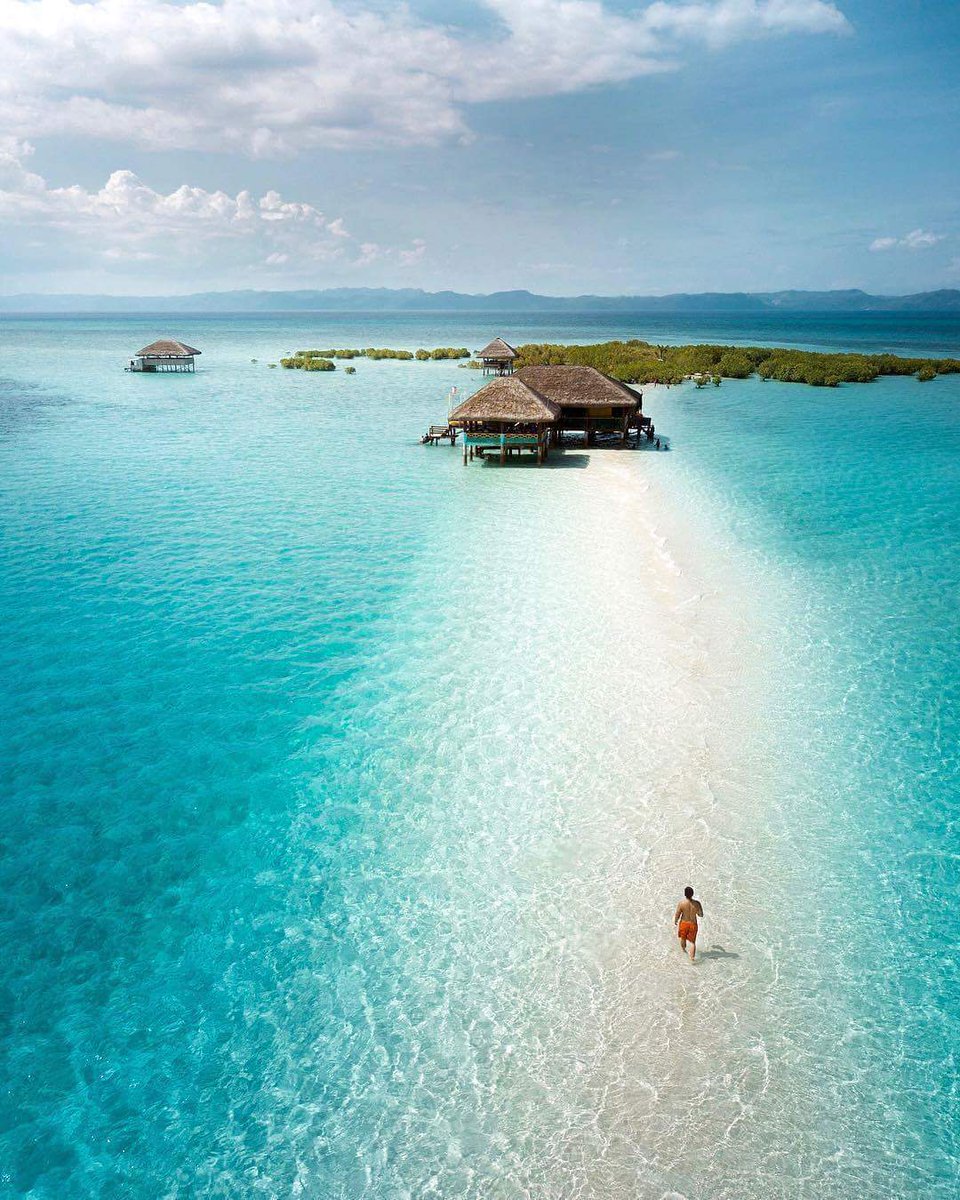 PADI_Travel's tweet photo. RT @WanderlustXL: Buntod Reef Marine Sanctuary &amp; Sandbar #Philippines🇵🇭🏝️ https://t.co/HOqVyPXZTX