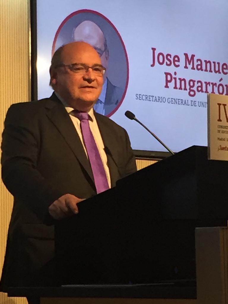 MundoPosgrado's tweet image. #CongresoAEEN Jose Manuel Pingarrón, Secretario de Estado de Universidades: &quot;Dentro de la innovación, el modelo de las #escuelasnegocio es muy interesante y es un modelo del que las universidades públicas podemos aprender&quot;.