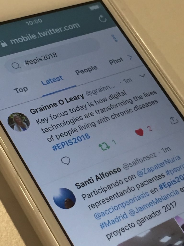 apw's tweet photo. #epis2018 @hoope in Portugal mash up of a google map with search capabilities by disease 👍👌 https://t.co/xYoKbm1eJO
