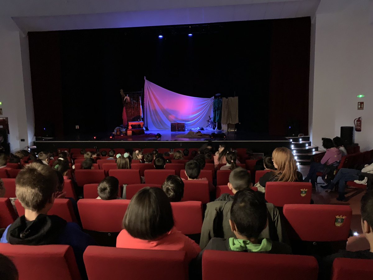 ¡Nos vamos al teatro!