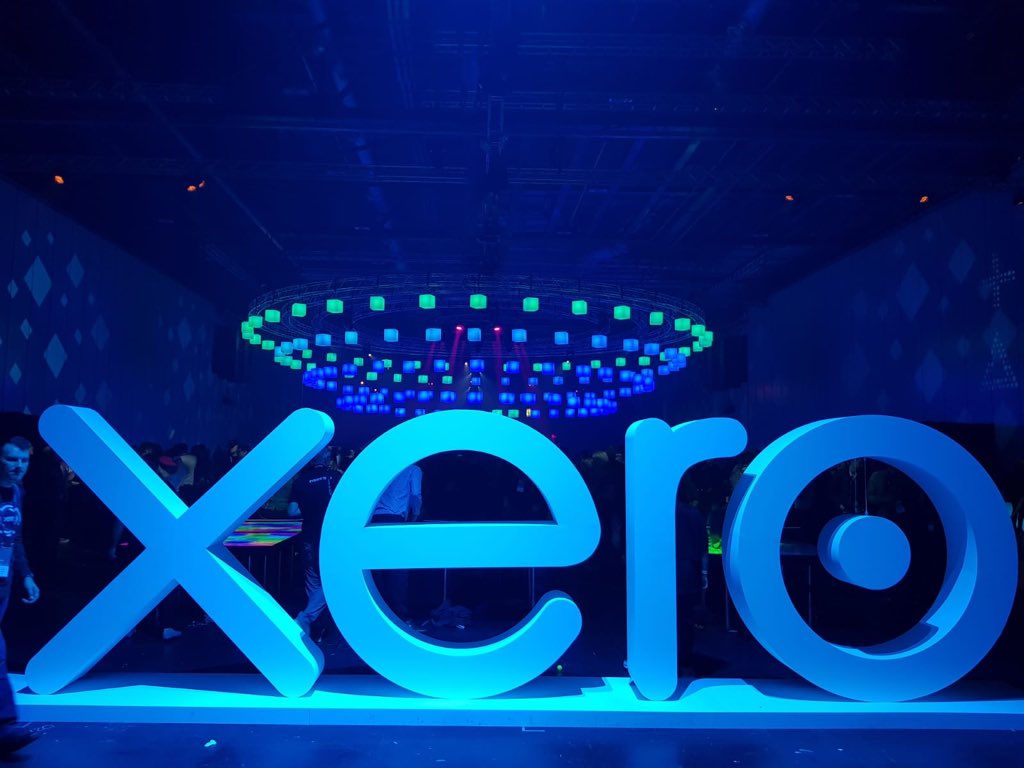 ETAForbes's tweet photo. A fantastic evening to mark the end of #XeroCon Day 1, some exciting new announcements 🔥🔥#xero #smallbusiness #Ai #accounting #bookkeeping #cotswolds https://t.co/53UqXiPi4d