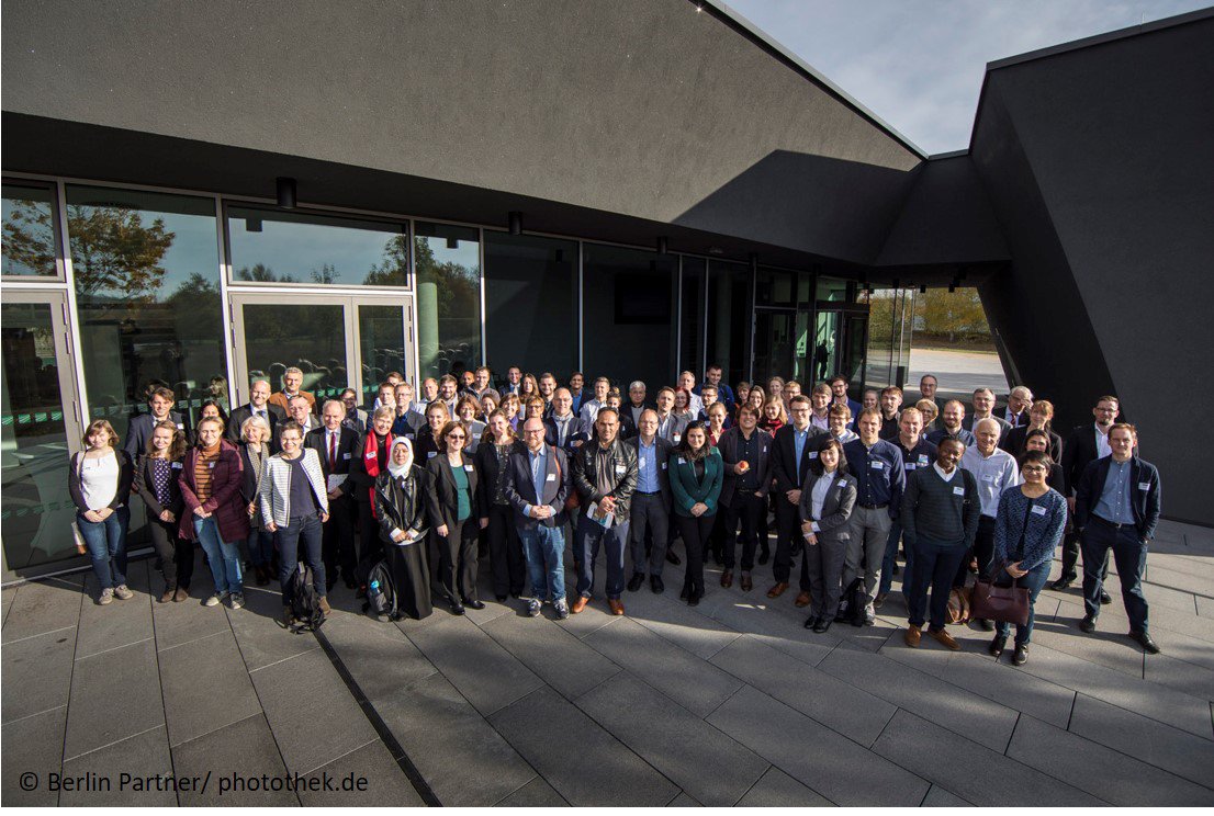 BerlinPartner's tweet photo. Wir bedanken uns bei allen Teilnehmern und Mit-Organisatoren der diesjährigen 10. Potsdam Days on #Bioanalysis im @WissparkPotsdam! #HealthCapital unterstützt Sie gerne bei der Initiierung neuer #Projekte! #PDoB #biotech #bioanalytik https://t.co/dPwTVhyt8p