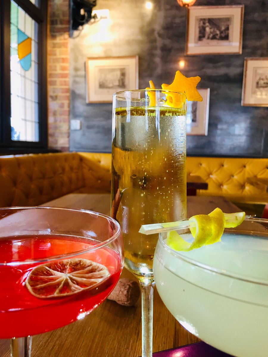 RoyalStandard89's tweet photo. Book your office Christmas Party with us! #christmasparty #officeparty #venue #lunch #christmasgathering #FestiveTogether #Paddington #cocktailbar https://t.co/8itRHcf6nI