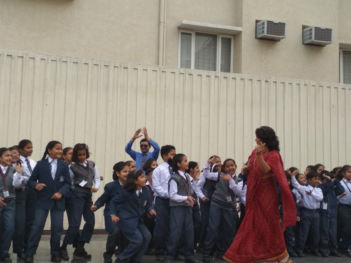 WorldSks's tweet photo. Children's Day Celebration | #sksworldschool 

The School Organized a beautiful and inspiring programme on 14th November 2018. 
#school #schools #bestschools #sksworldschool #art #craft #artandcraft #noida #greaternoida #bestschoolinnoida #childrensday #childrensdaycelebration https://t.co/bQrA5jrX37