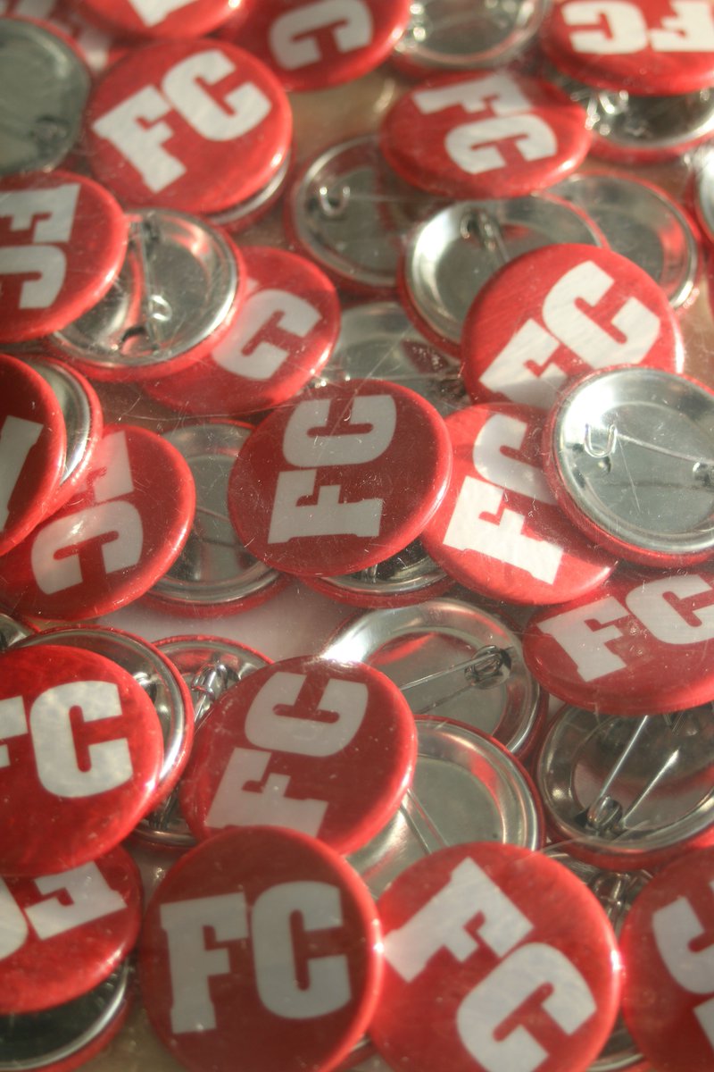 FootballCulture's tweet photo. 10 jaar FootballCulture! -> kadootje in onze postbus!!! 🔥🔥🔥
Dikke plakkerige s/o en dank naar @mensus (voor al uw stickeradvies!)
#button #stickers #10jaarFC #buttonarmy https://t.co/iPdrzQtoon
